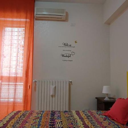 Mariposa Guest House บารี ภายนอก รูปภาพ