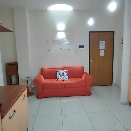 Mariposa Guest House บารี ภายนอก รูปภาพ